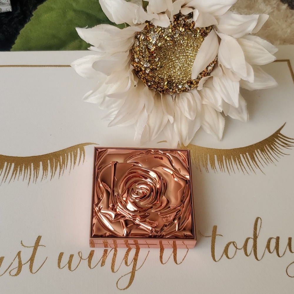 💥💫PETAL METAL PALLET